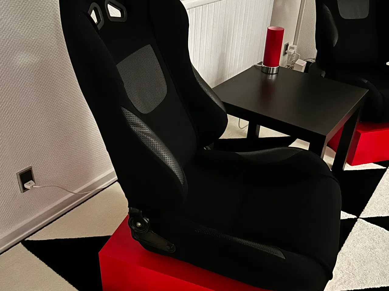 Billede 2 - Special lavet stole af racer sæder