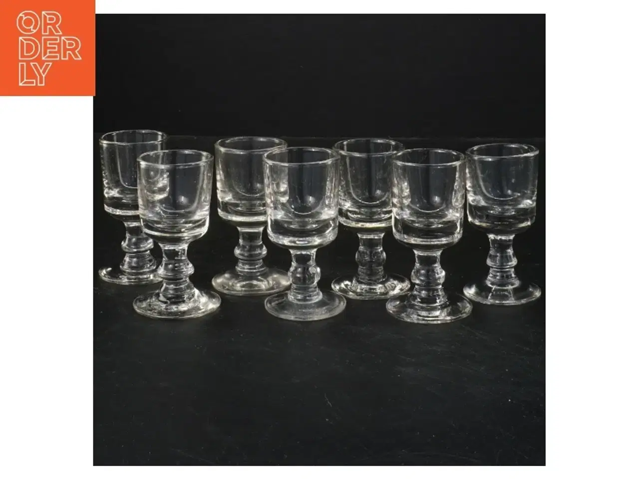 Billede 1 - Sæt med 7 spanske glas (str. 8x4 cm)