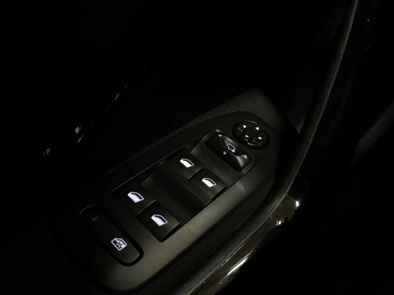 Billede 15 - Peugeot 208 1,6 BlueHDi 100 Allure Sky