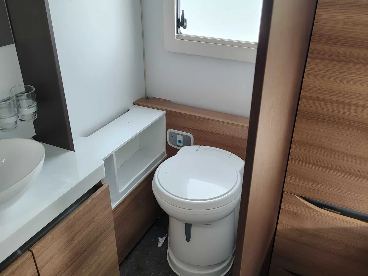 Billede 8 - Adria Alpina 663 ht med pentatelt