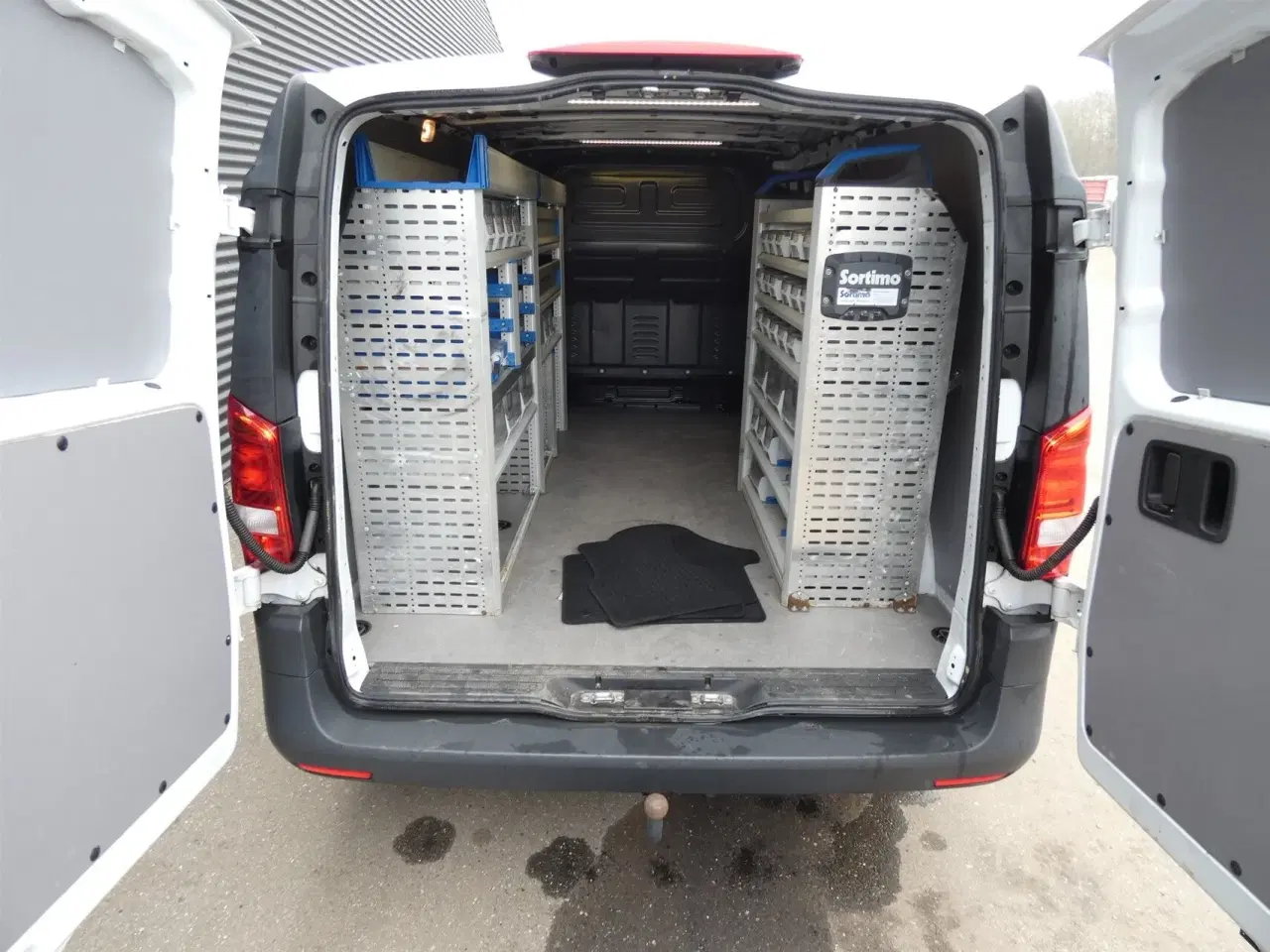 Billede 1 - Mercedes-Benz Vito 114 A2 2,0 CDI RWD 9G-Tronic 136HK Van Aut.