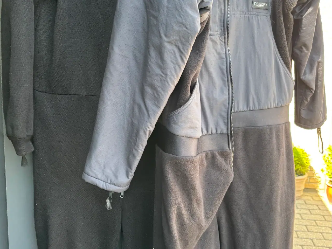Billede 3 - Whites Tørdragt