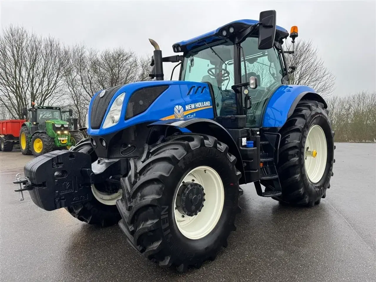 Billede 1 - New Holland T7.215 S KUN 1400 TIMER OG FULD AFFJEDRING!