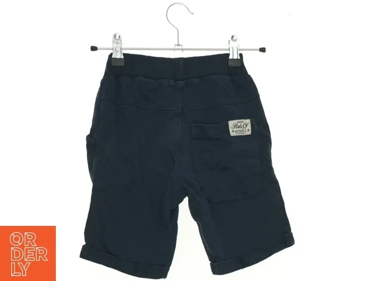 Billede 2 - Shorts fra Basic needs (str. 122 cm)