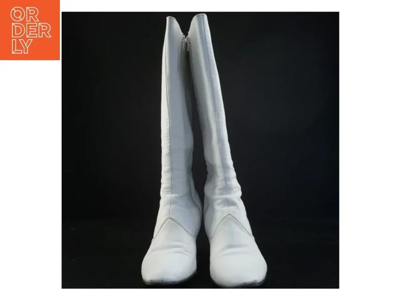Billede 4 - Hvide støvler fra Bethy Blue (str. 39)