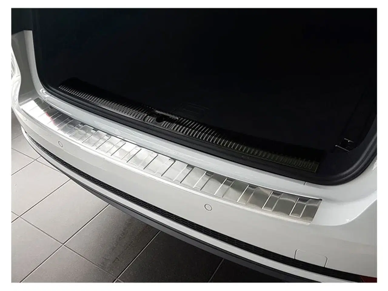 Billede 1 - Læssekantbeskytter Audi A4 B9 Avant 2015- Stål