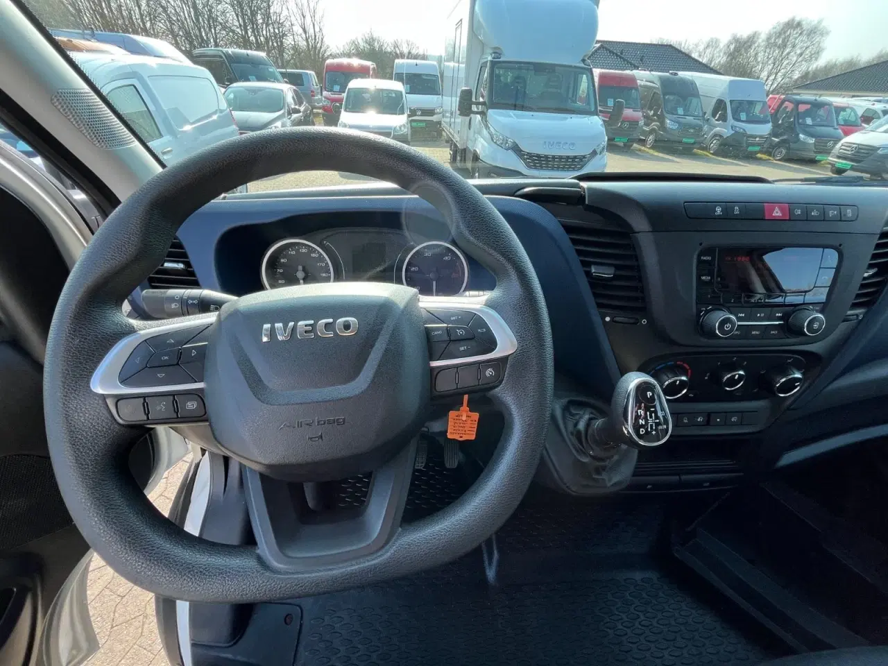 Billede 11 - Iveco Daily 2,3 35S14 18m³ Van