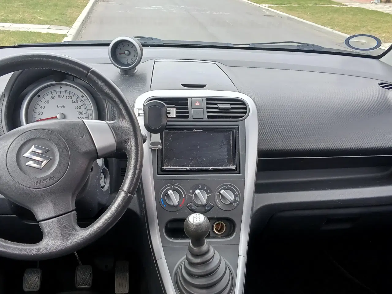 Billede 2 - Fin lille studenter vogn