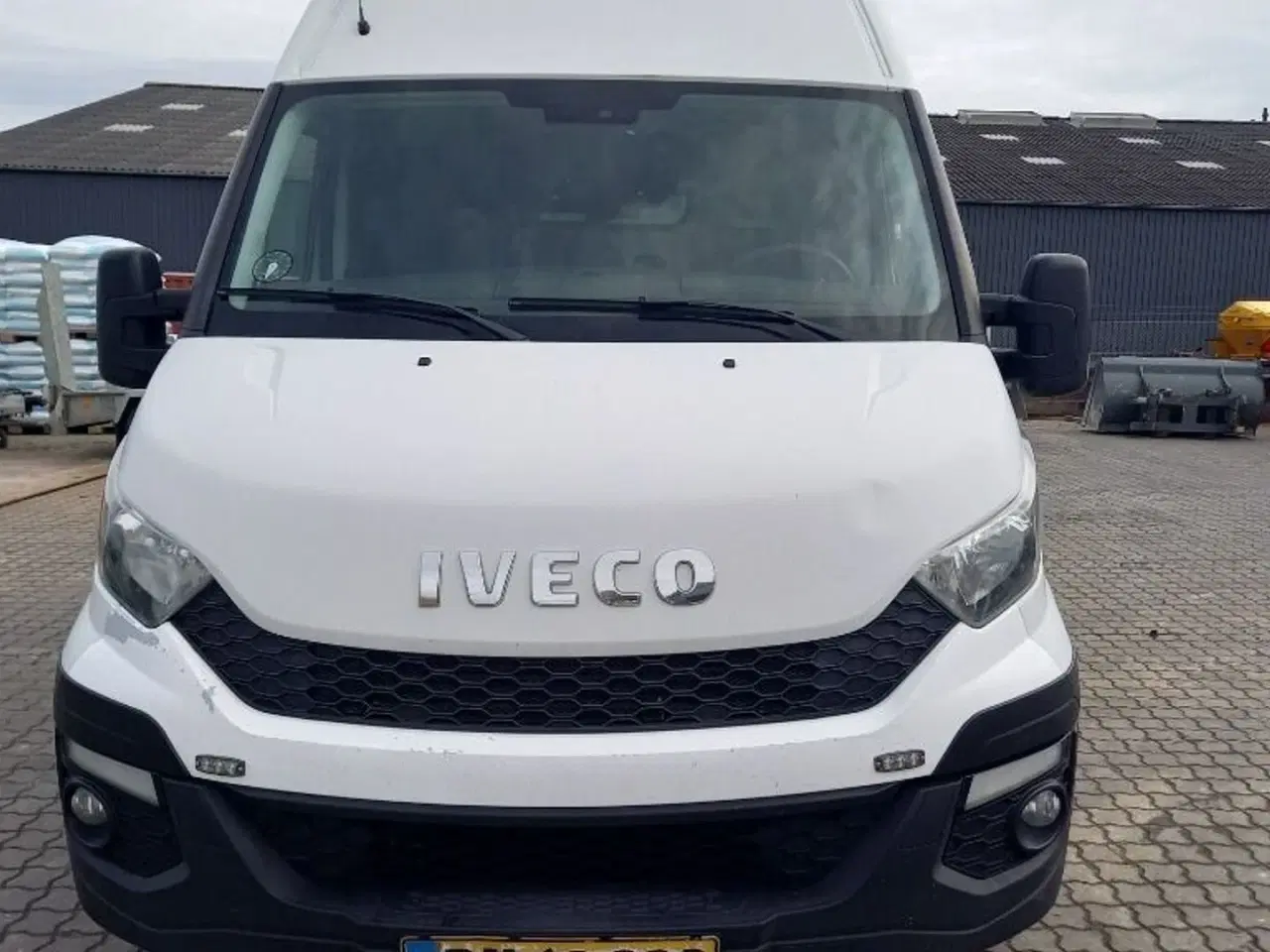 Billede 2 - Iveco Daily  35S13 2,3D 10,8m3 aut.