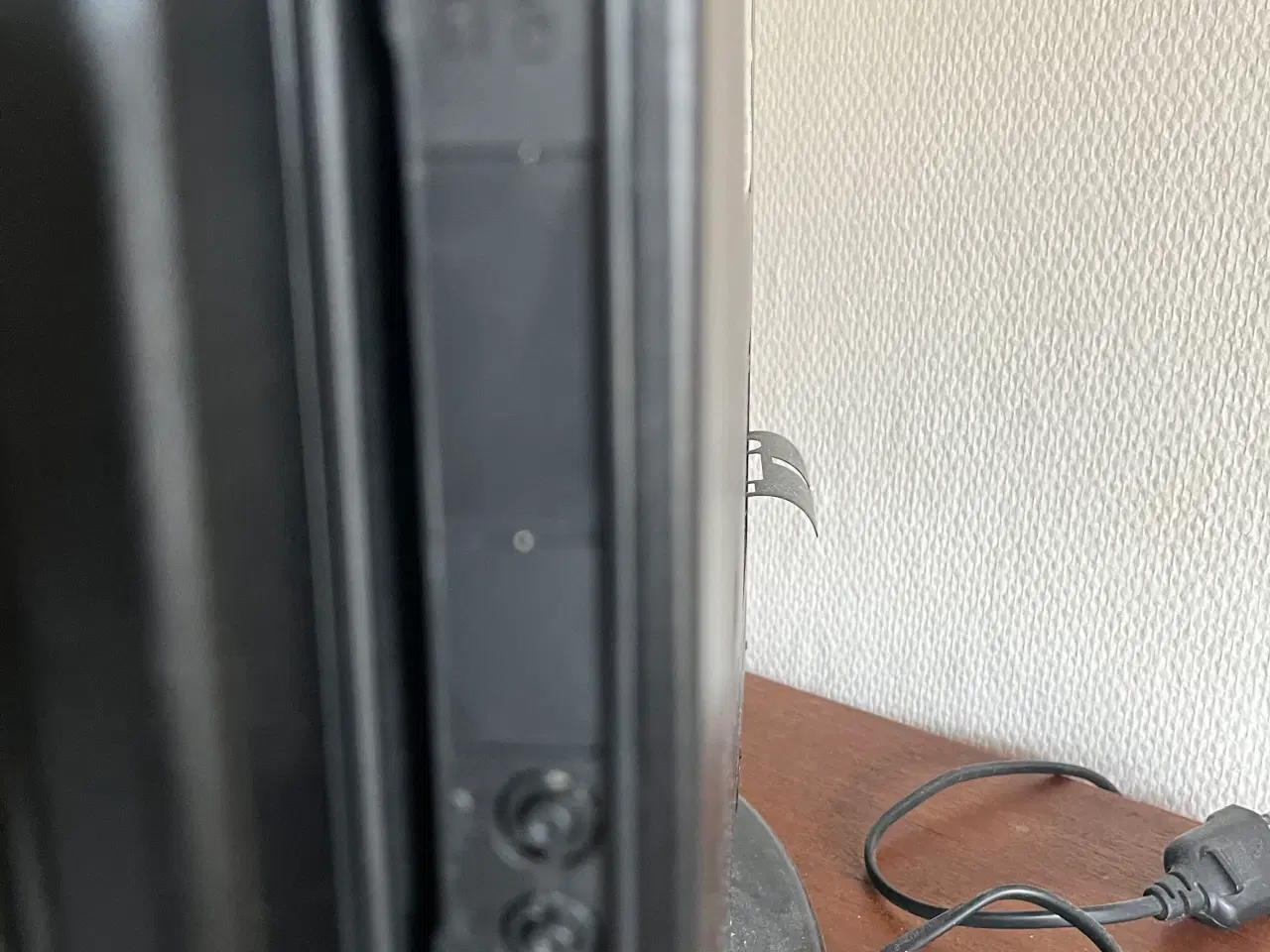 Billede 2 - TV med DVD afspiller 20”