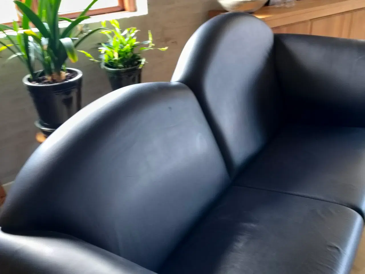Billede 2 - Sort lædersofa fra Hurup møbelfabrik