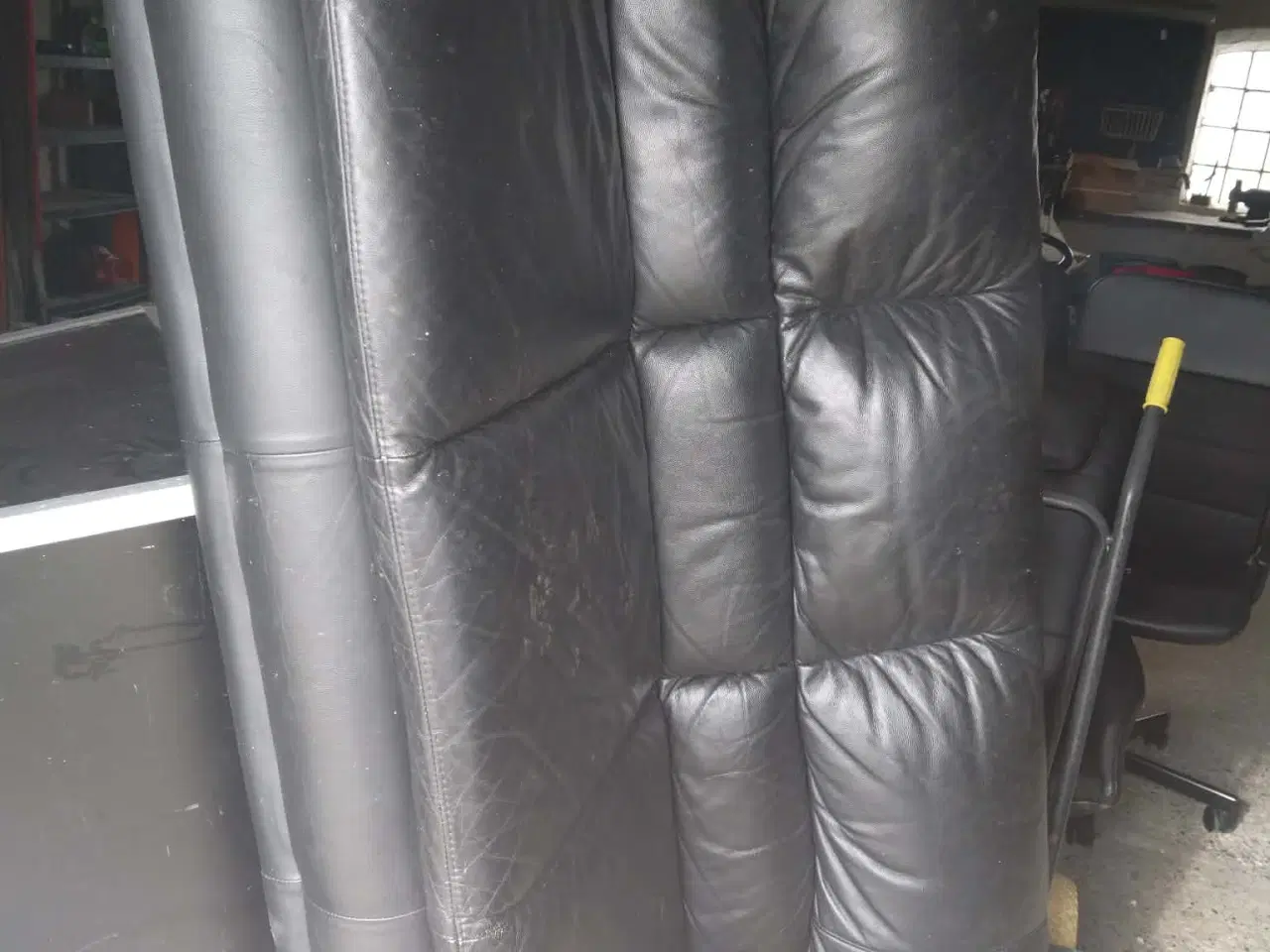 Billede 1 - Sort læder sofa