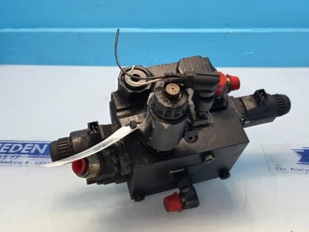 Billede 15 - New Holland CR9.90 Hydraulikventil 87313989