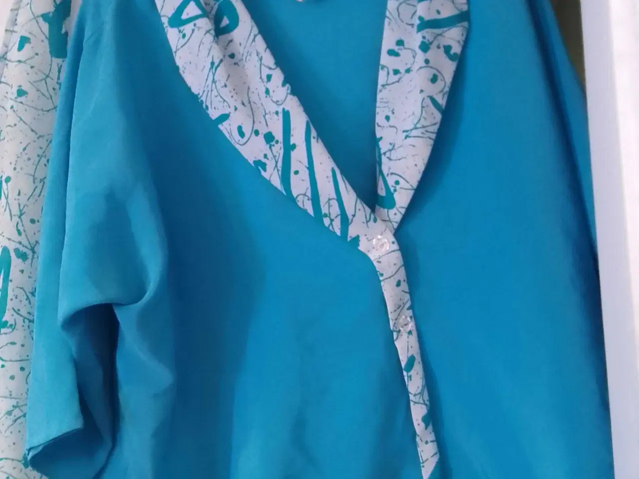 Billede 4 - 2stk overdele str XL, fra 1980 erne