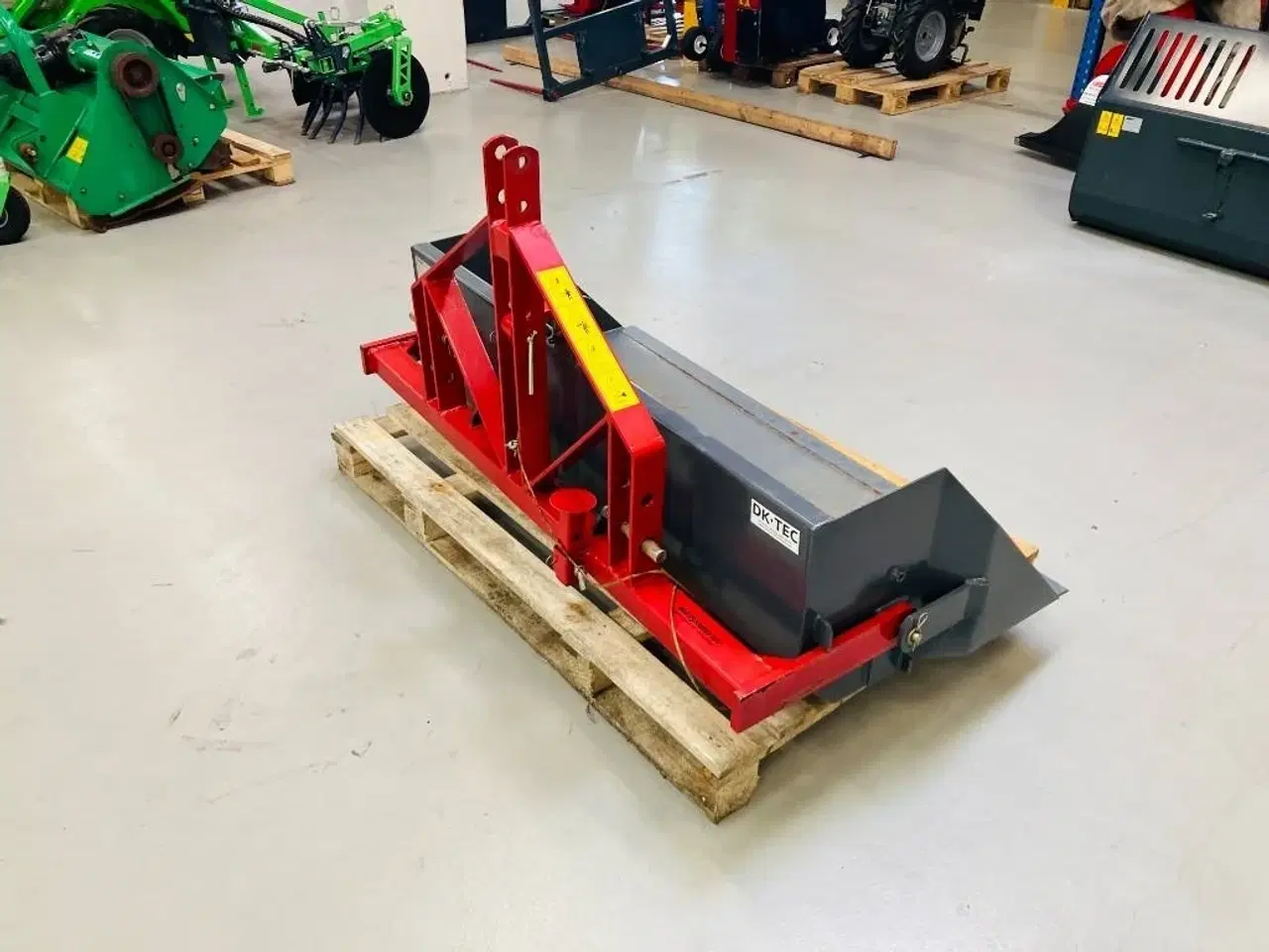 Billede 2 - Dk-Tec Bagtipskovl 160 cm