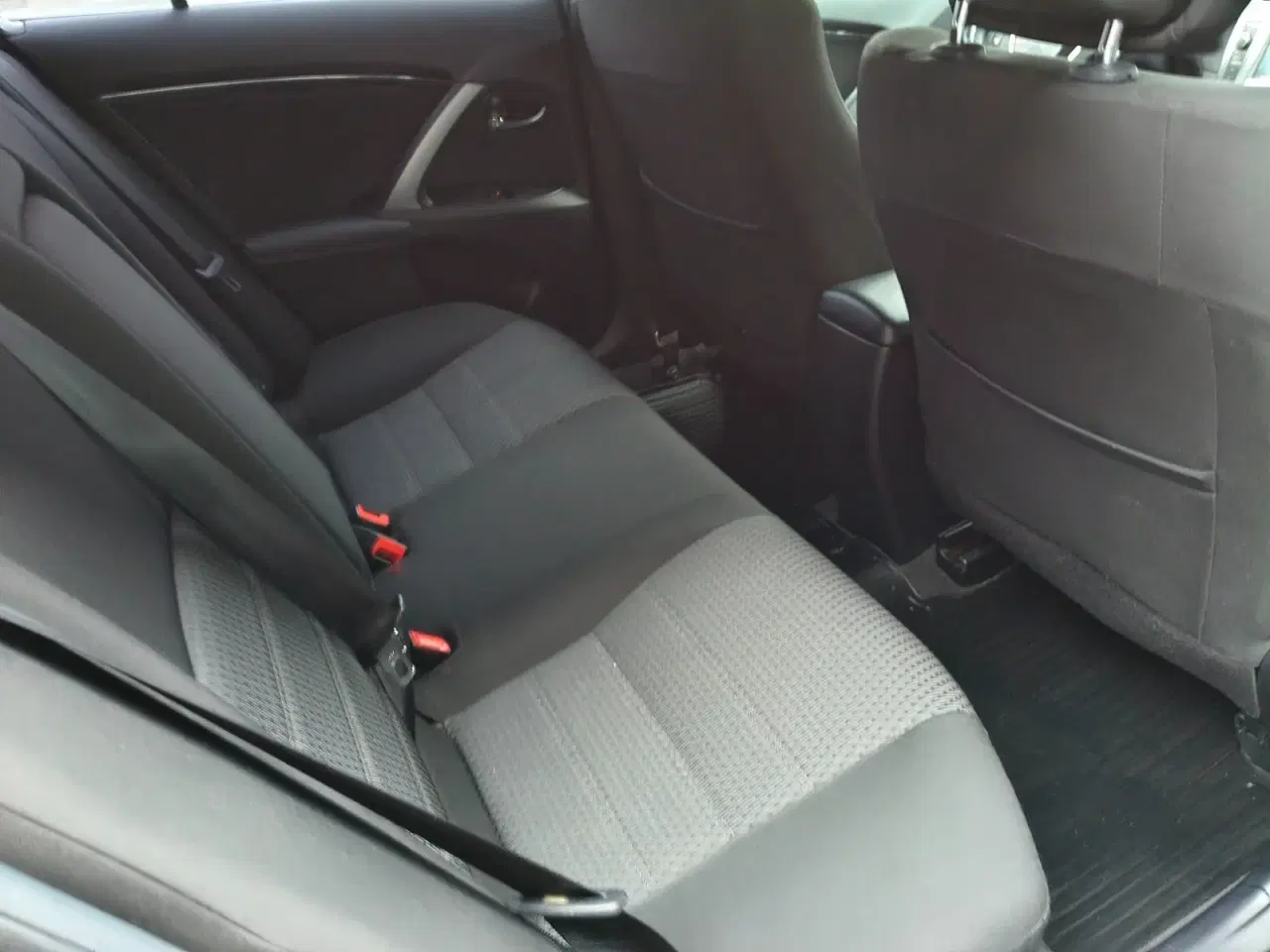 Billede 11 - Toyota Avensis 2,0 D-4D T1 stc.