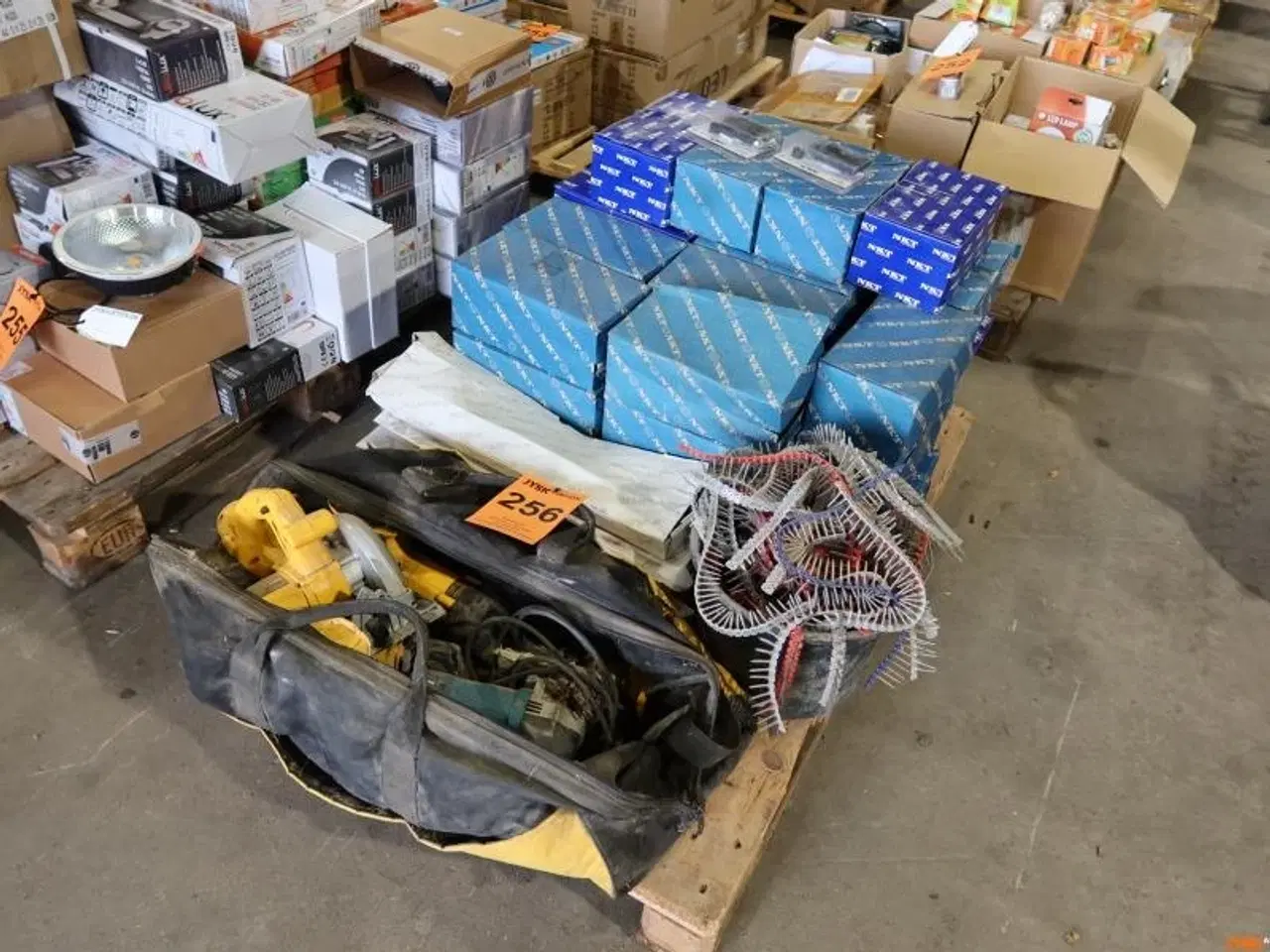 Billede 1 - PARTI med 340 NK