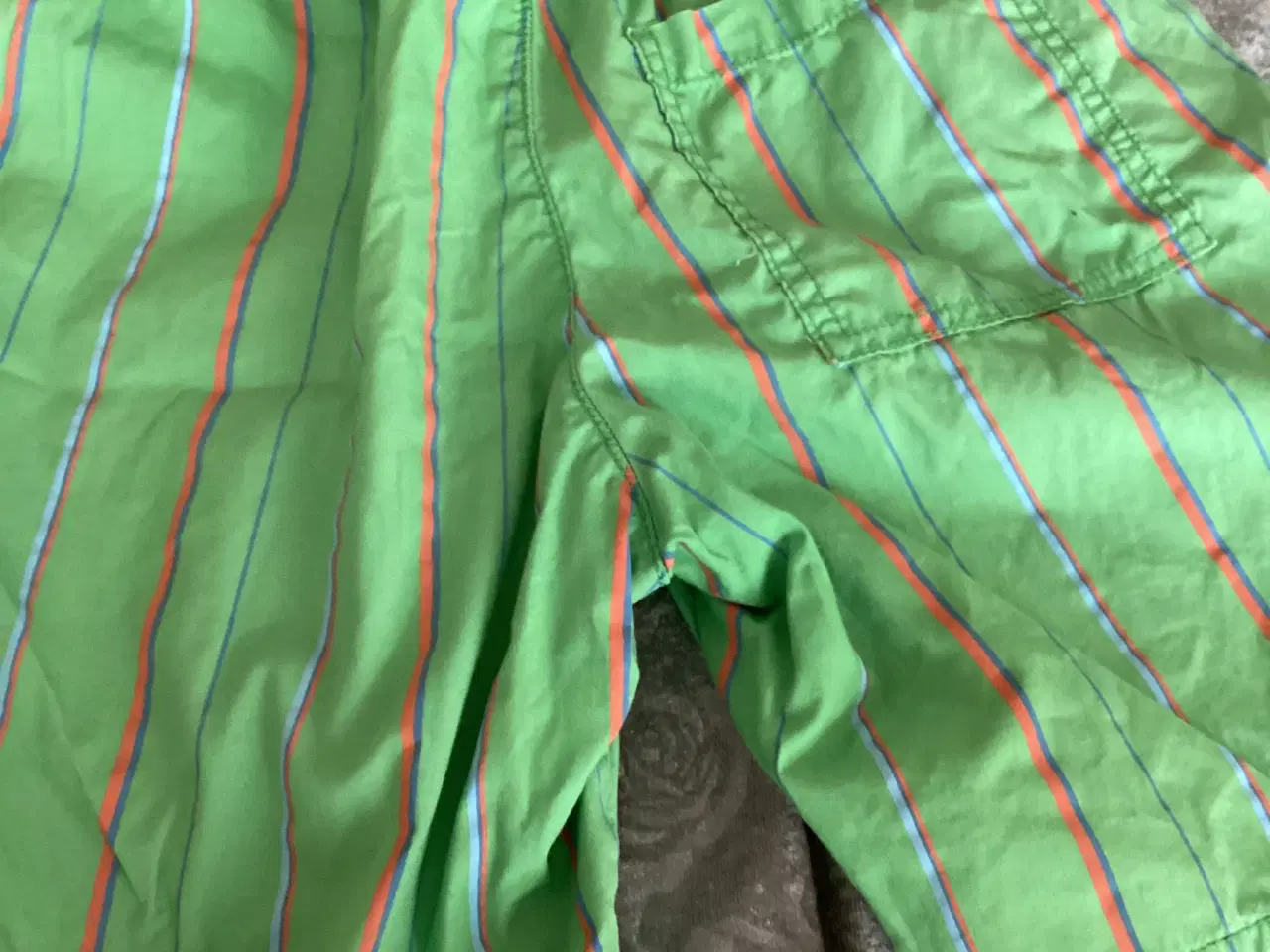 Billede 5 - Grønstribet shortssæt