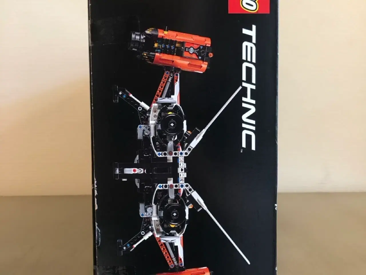 Billede 5 - LEGO Technic 42181 VTOL Heavy Cargo Spaceship LT81