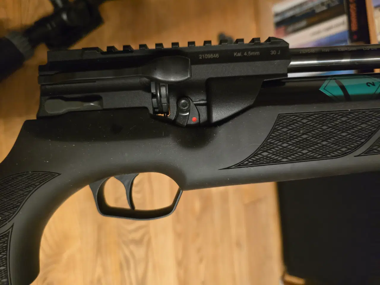 Billede 3 - Weihrauch HW 110 ST FAC PCP 4,5 mm Luftgevær