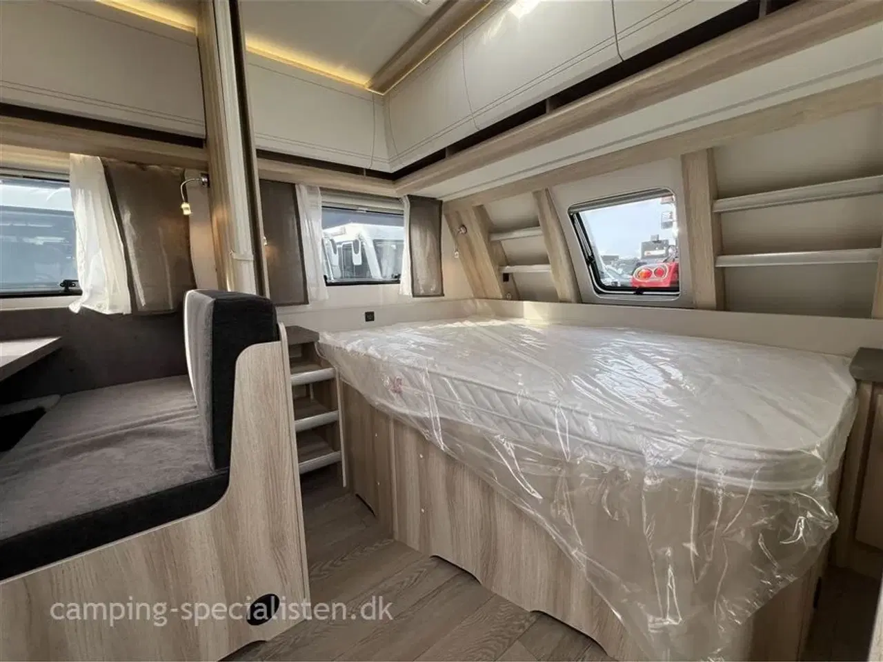 Billede 5 - 2026 - Hobby De Luxe 545 KMF   Hobby De lux 545 KMF med 3 køjer model 2026 - se den nu hos Camping-Specialisten.dk