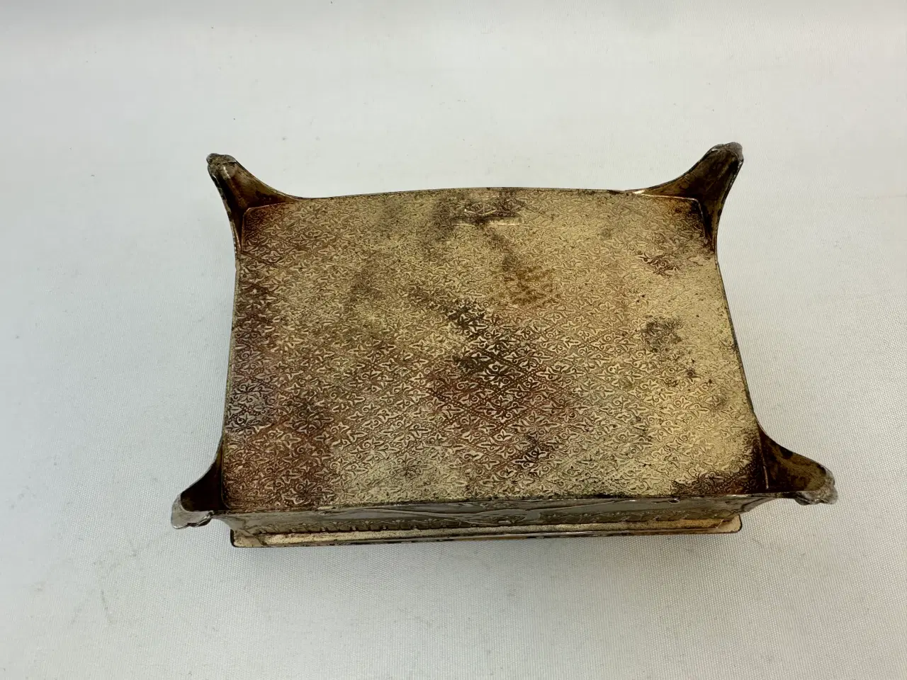 Billede 12 - Vintage skrin med dekorativt 'bukke' motiv