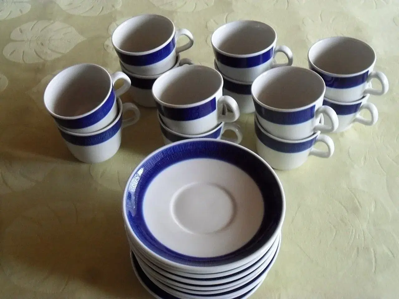 Billede 2 - Blå koka kaffekopper m.m.