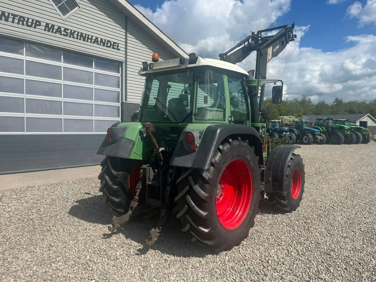 Billede 13 - Fendt 410 Vario med frontlæsser.