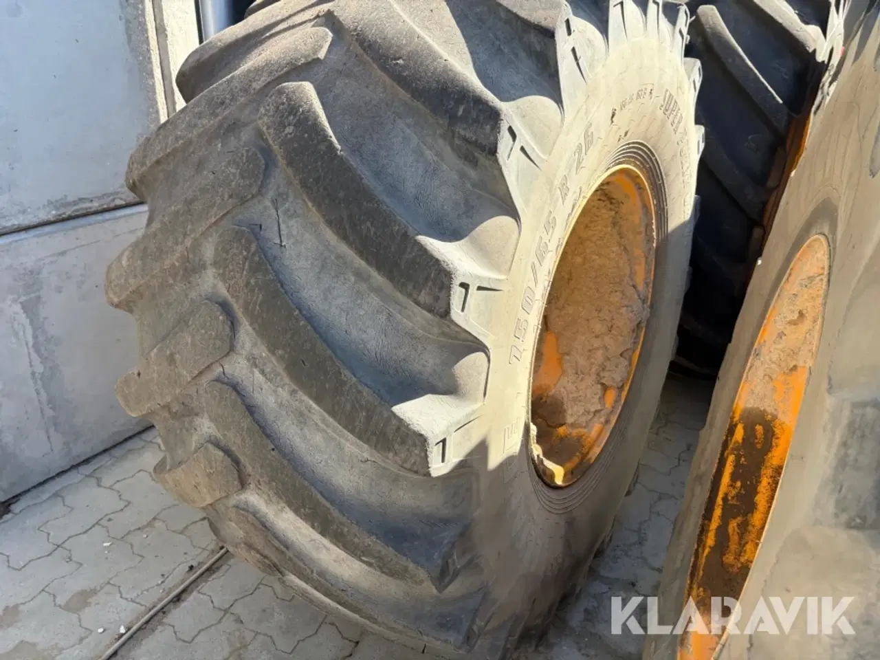 Billede 6 - Dæk Michelin & Alliance med fælge til gummiged 4 styk