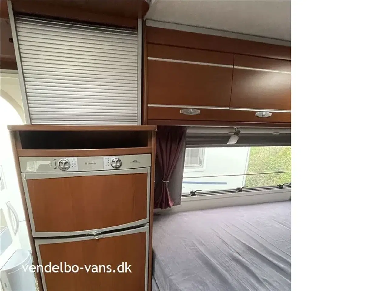 Billede 8 - 2011 - Dethleffs Globetrotter Esprit RT 7094   Lækker rummelig camper med toilet i bagenden - ALKO
