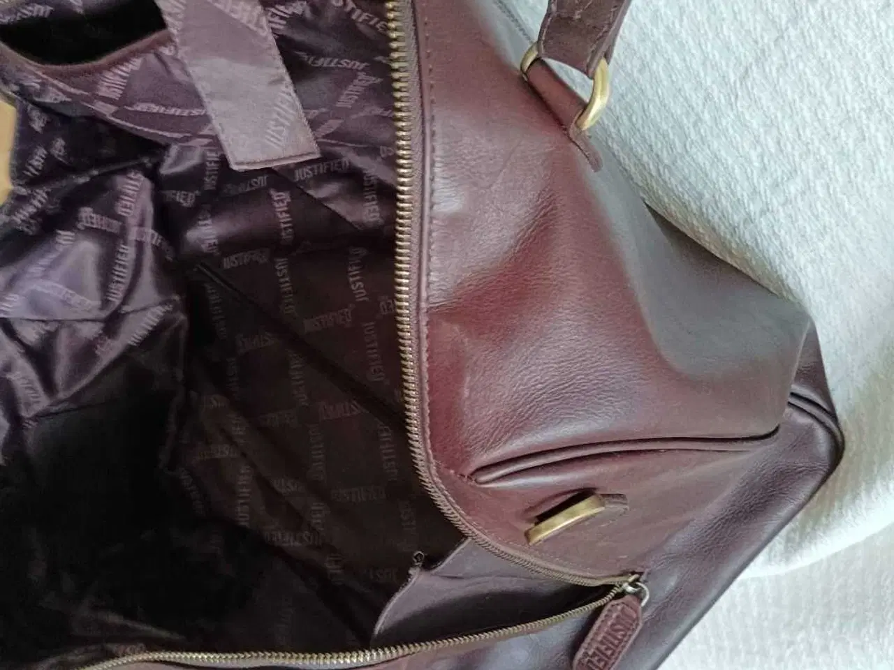 Billede 2 - Brun læder rejsetaske