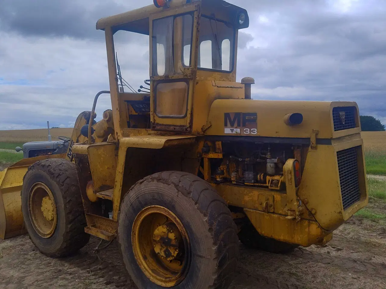 Billede 2 - MF Massey Ferguson 33 gummiged købes/søges
