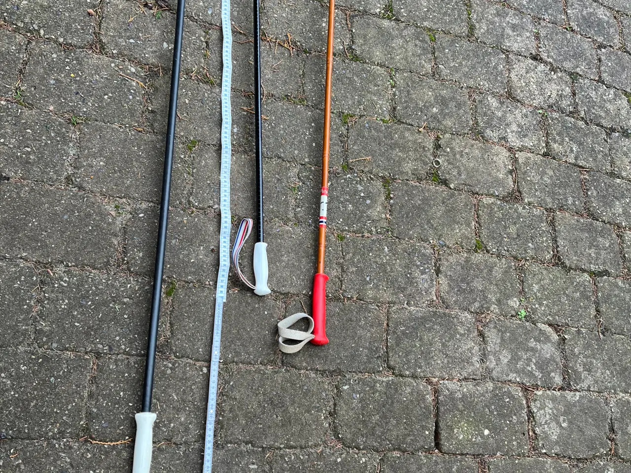 Billede 6 - 3 par ski med stave, ældre modeller 