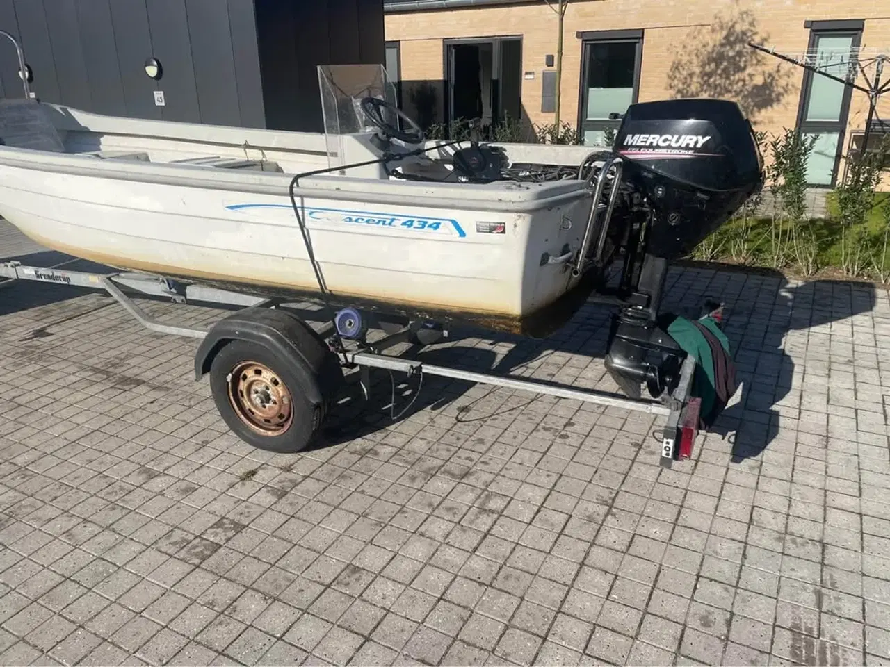 Billede 4 - Cresent 434 Styrpult jolle med 20HK Mercury 4 takt