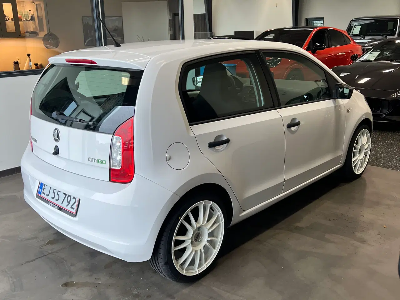 Billede 1 - Super økonomisk CitiGo med 2 sæt hjul