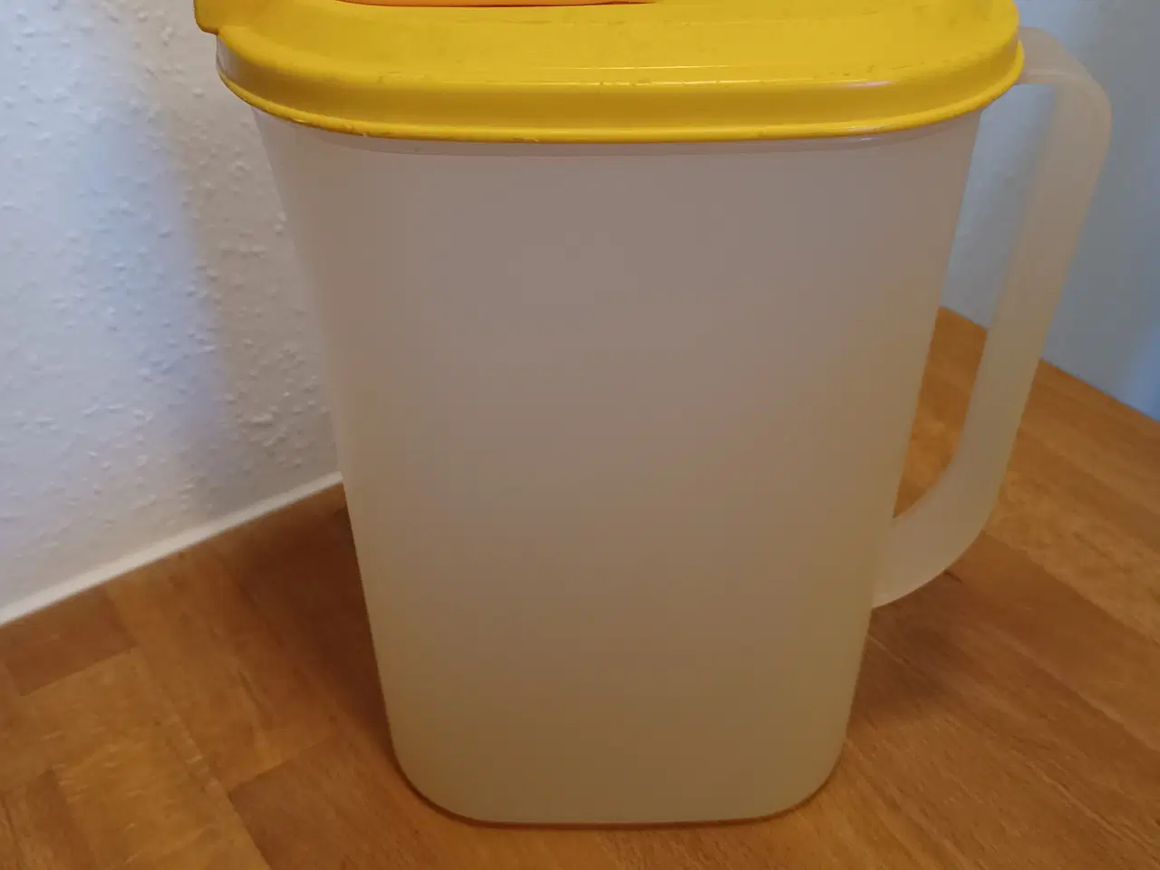 Billede 2 - Tupperware kande