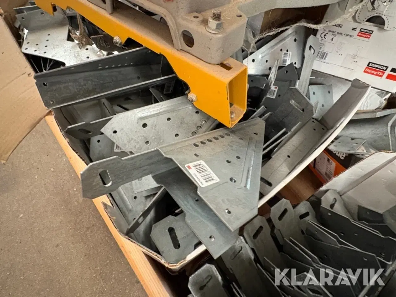 Billede 7 - Blandet beslag og kap og geringssav 1 palle