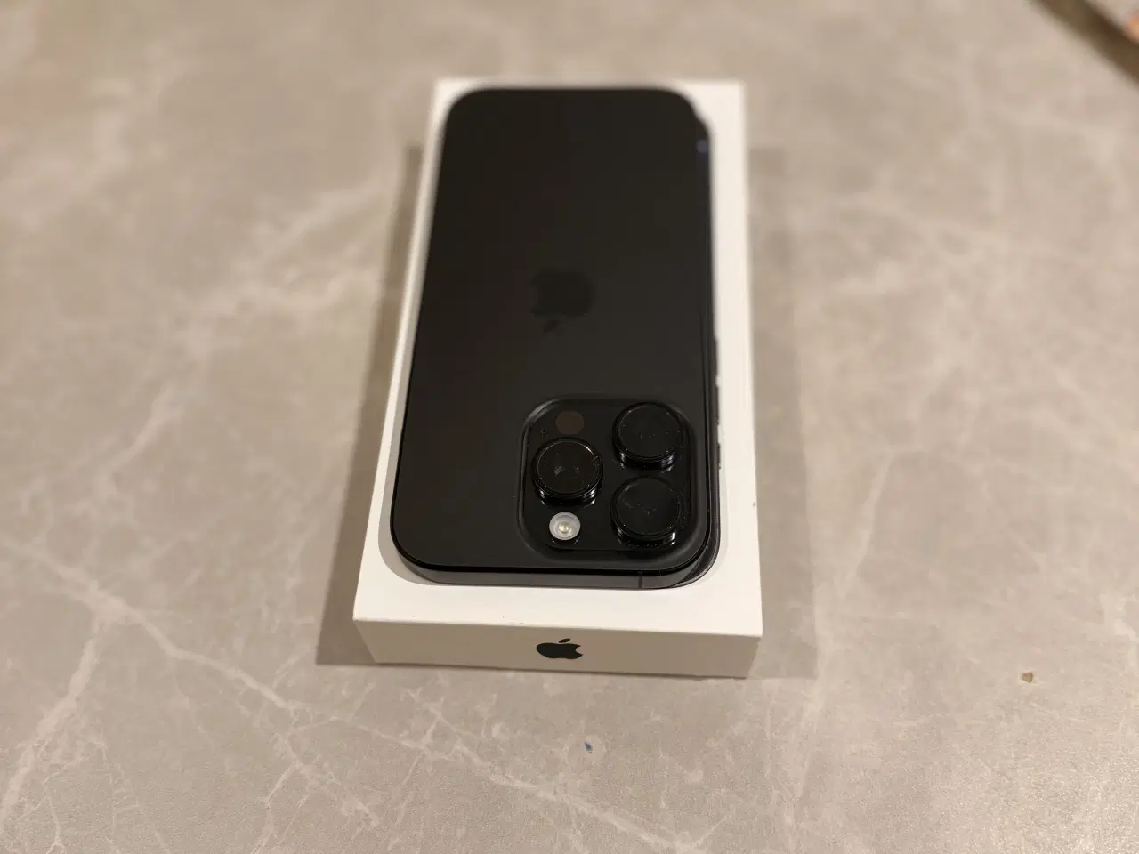 Billede 5 - iPhone 16 Pro – 128 GB – enormt god stand