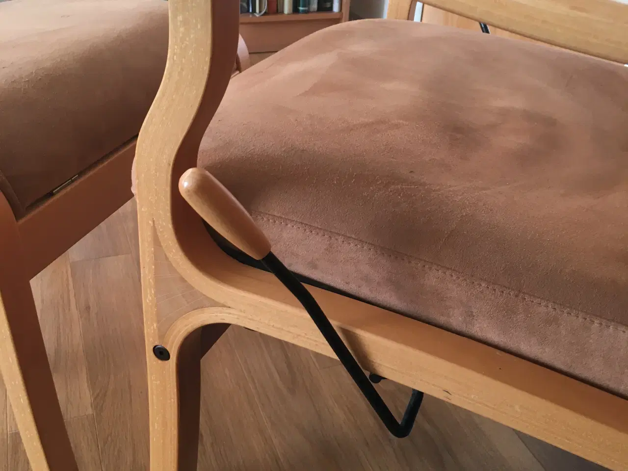 Billede 4 - Behagelig hvile/relax-stol med fodskammel