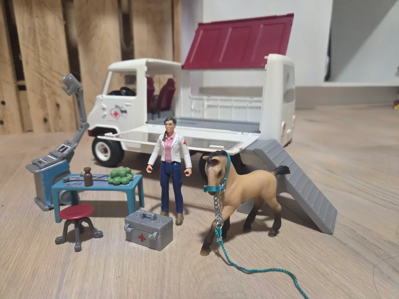 Billede 3 - Schleich heste tilbehør mm.