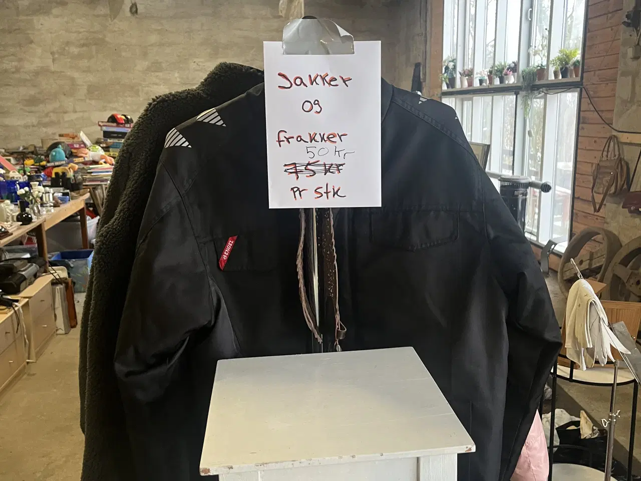 Billede 6 - Loppemarked