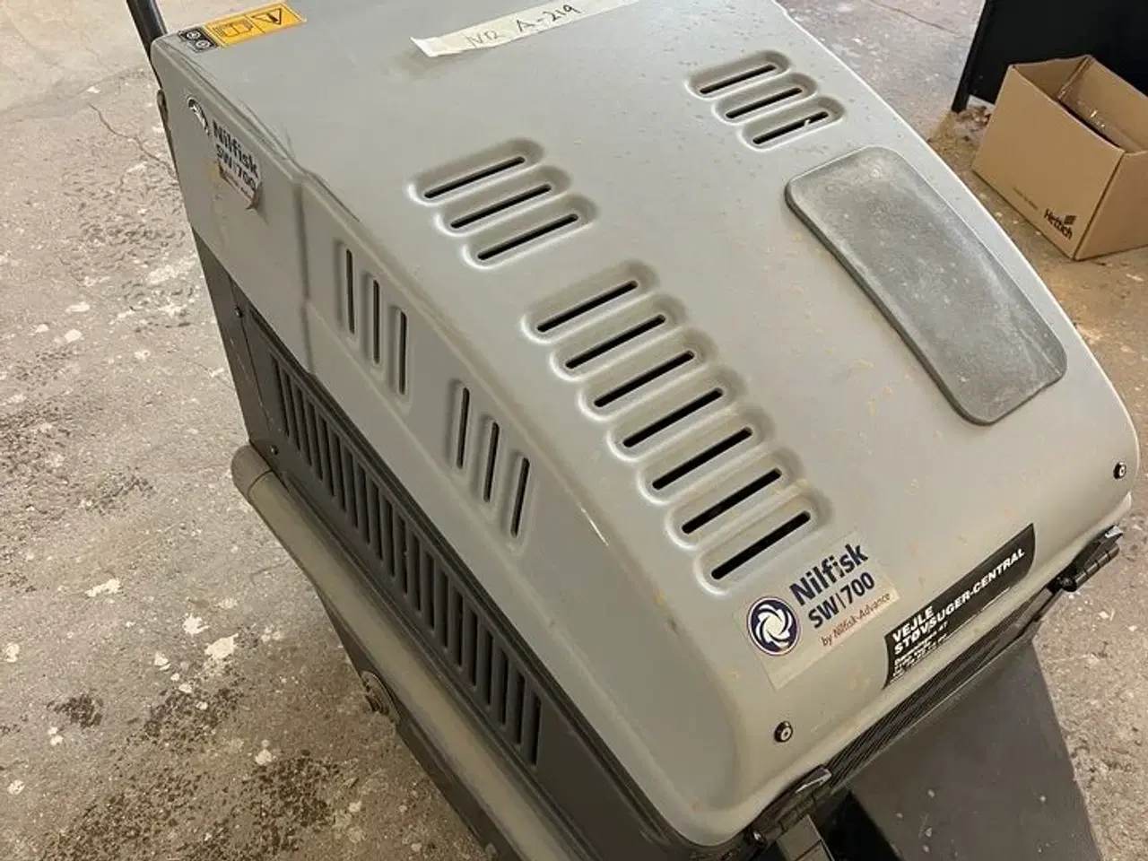 Billede 8 - Nilfisk fejemaskine SW 700