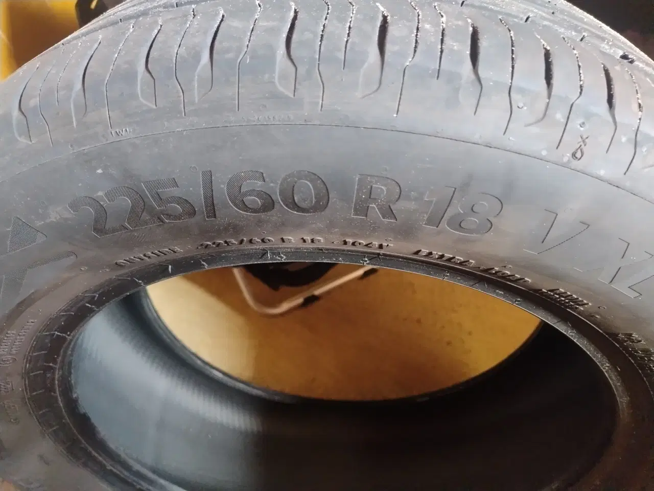 Billede 4 - Dæk fra en ford kuga