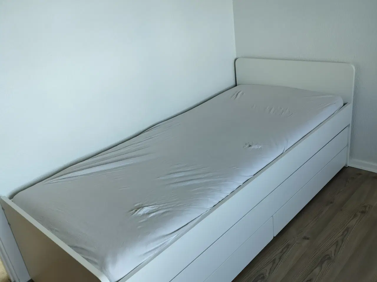 Billede 1 - Ikea SLÄKT udtræksseng