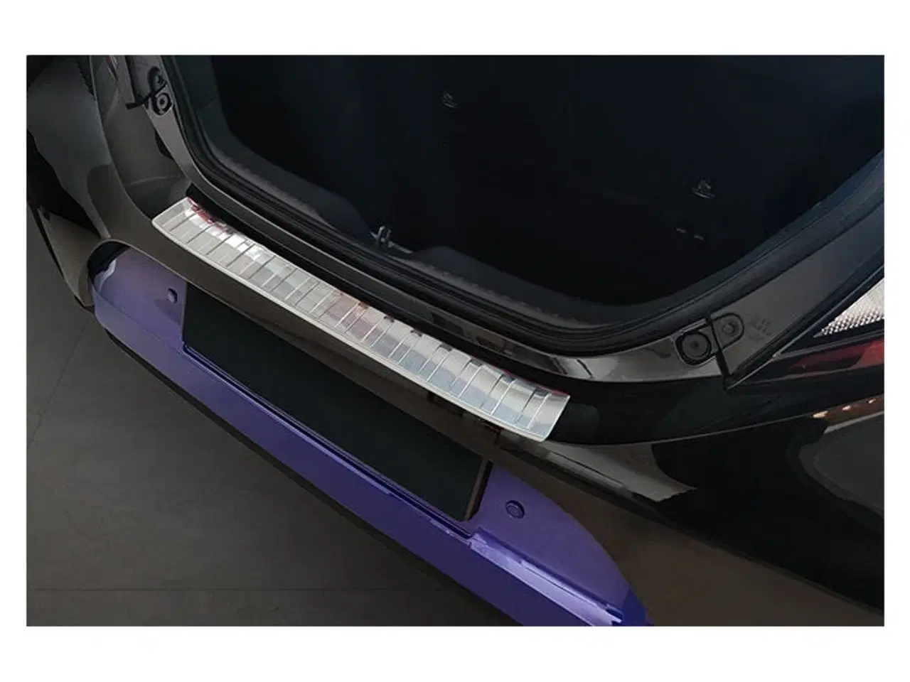 Billede 1 - Læssekantbeskytter Toyota Aygo X 2022- Stål