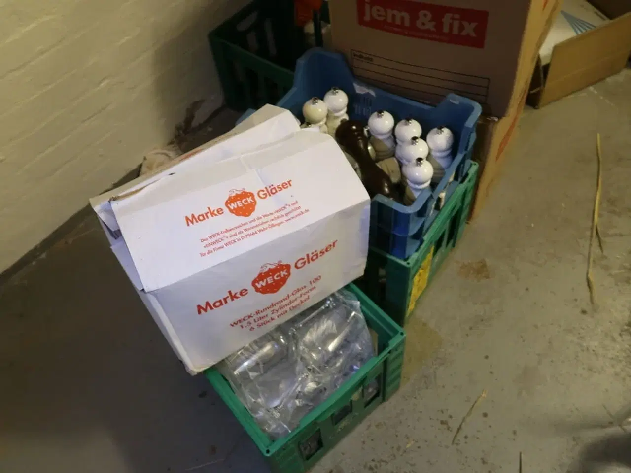 Billede 7 - Div. Engangsservice, vinglas, affaldsække, puder m.m.