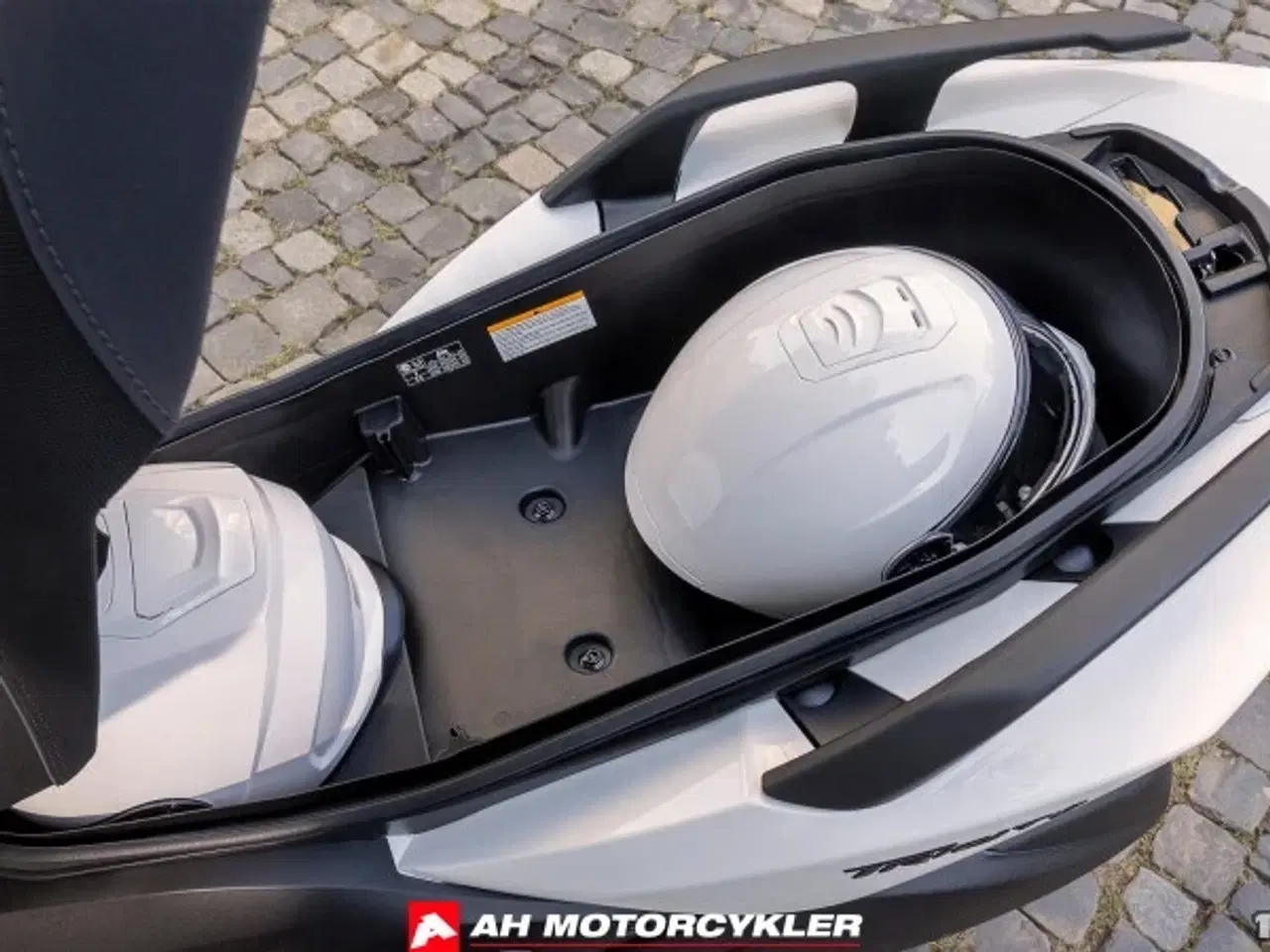 Billede 28 - Yamaha Tricity 300 Milky White