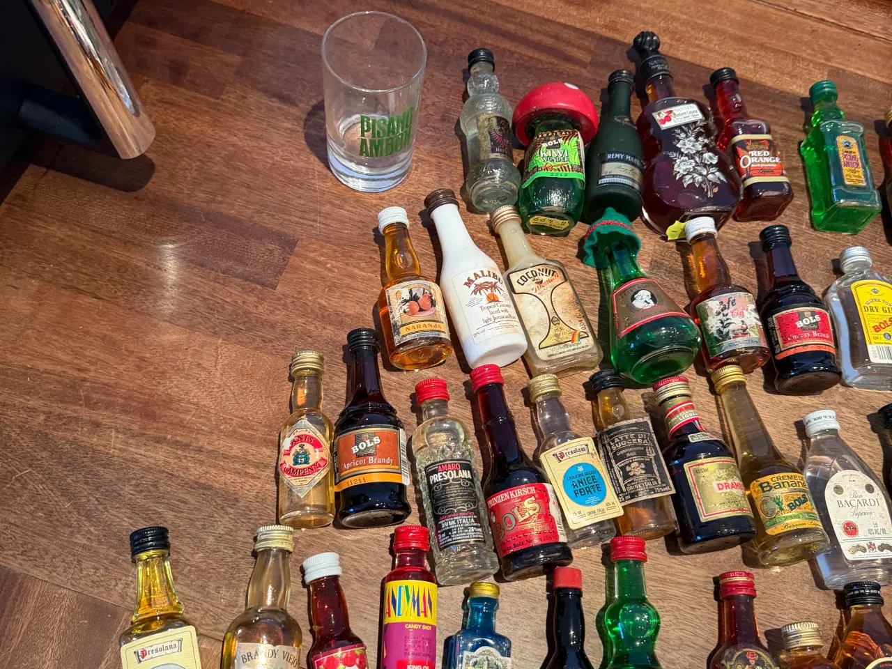 Billede 4 -  Stor samling mini-flasker spiritus – ca. 100 stk 