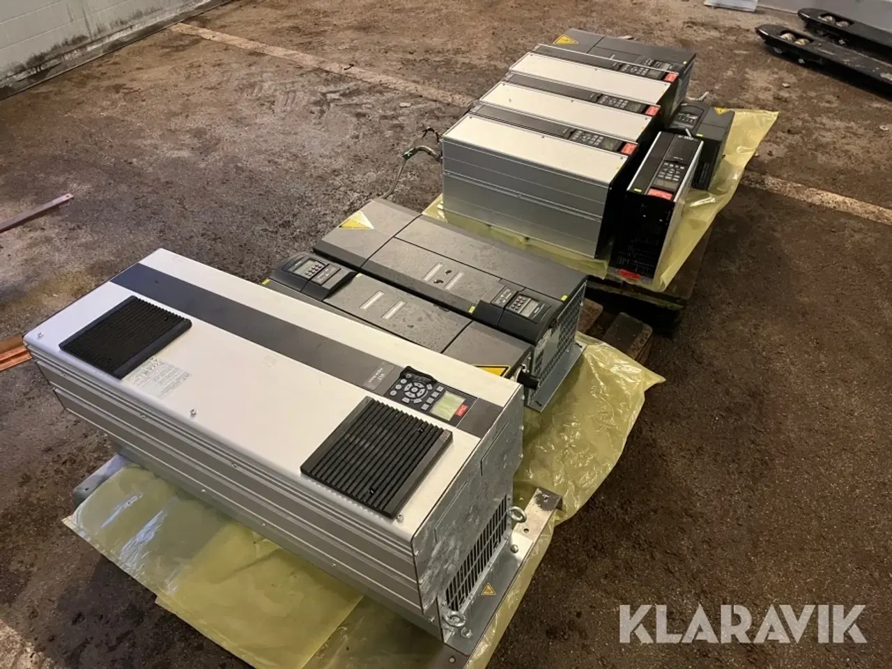 Billede 4 - Frekvensomformere Danfoss & Siemens 2 paller