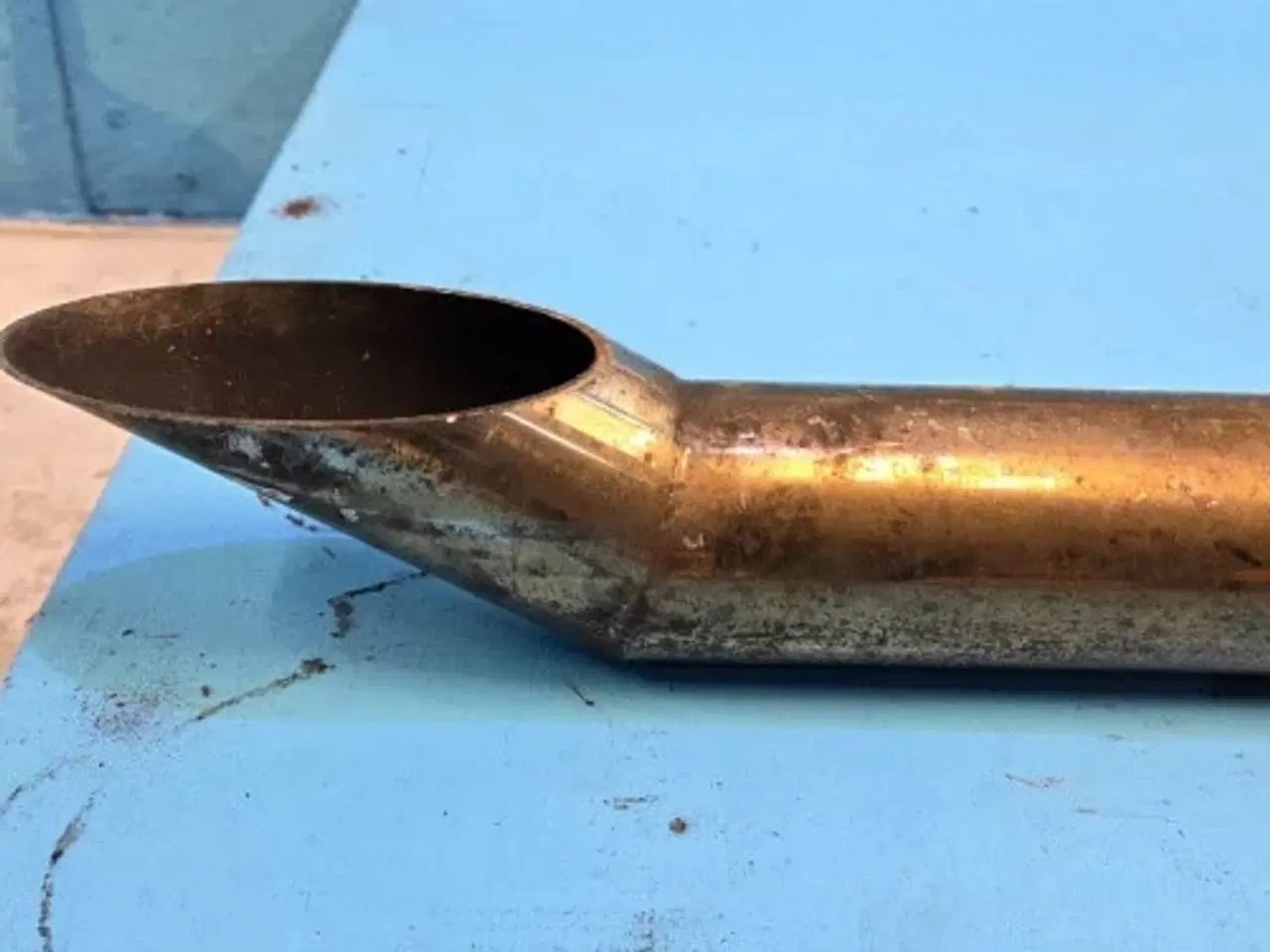 Billede 4 - Massey Ferguson 3085 Udstødningsrør 3383014M6